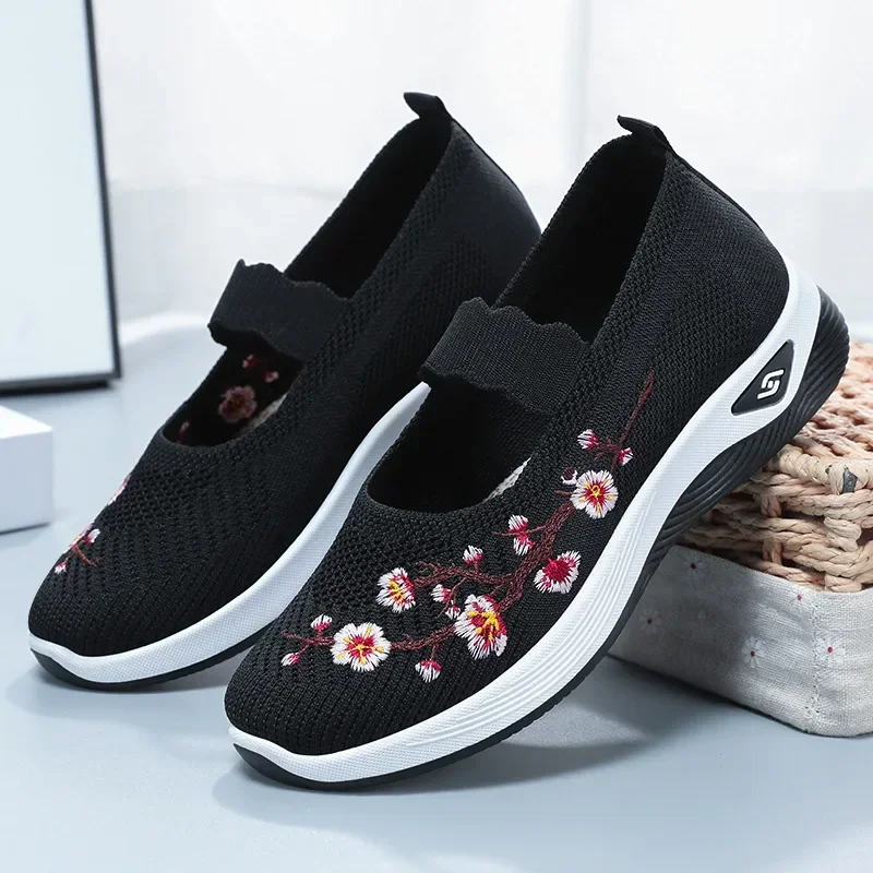 Sneakers Non-slipSoft Sole Mom Summer Breathable Mesh Embroidery Casual Shoes for Women Comfort Lightweight Flat Sneakers Women 20 Sneakers Non-slipSoft Sole Mom Summer Breathable Mesh Embroidery Casual Shoes for Women Comfort Lightweight Flat Sneakers Women - Image 3